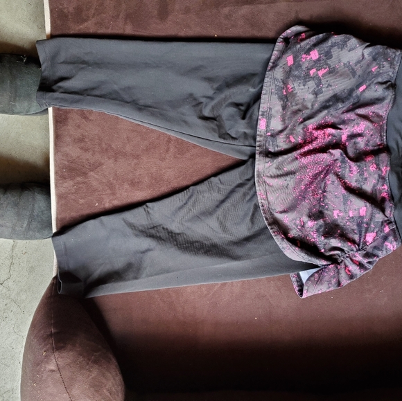 Leggings - Picture 2 of 3